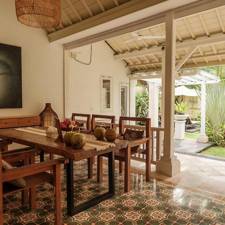 Uma Lima Villa Batu Belig - Close To The Beach ชังกู ภายนอก รูปภาพ