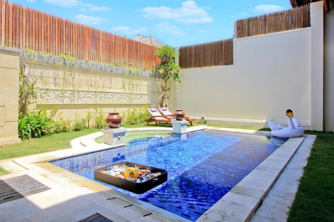 Uma Lima Villa Batu Belig - Close To The Beach ชังกู ภายนอก รูปภาพ