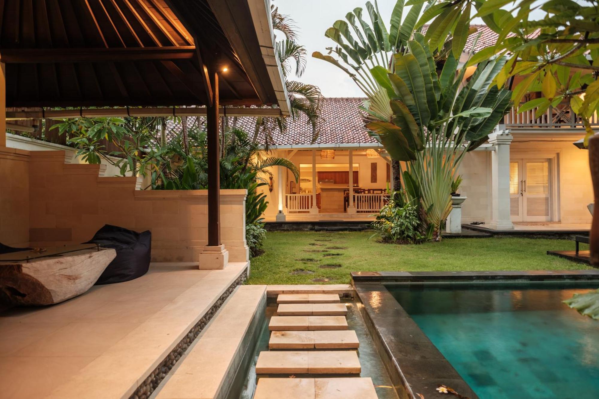 Uma Lima Villa Batu Belig - Close To The Beach ชังกู ภายนอก รูปภาพ